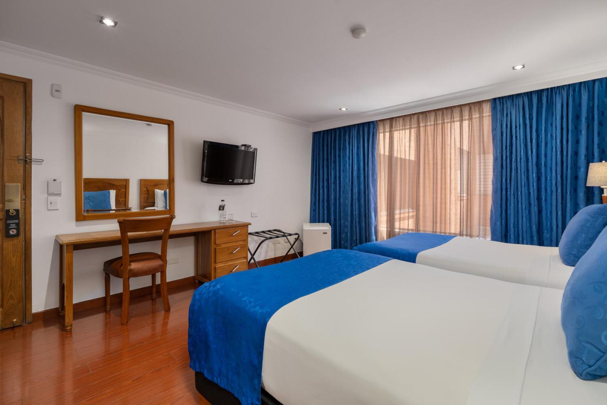 Hotel Egina Bogota Buitenkant foto