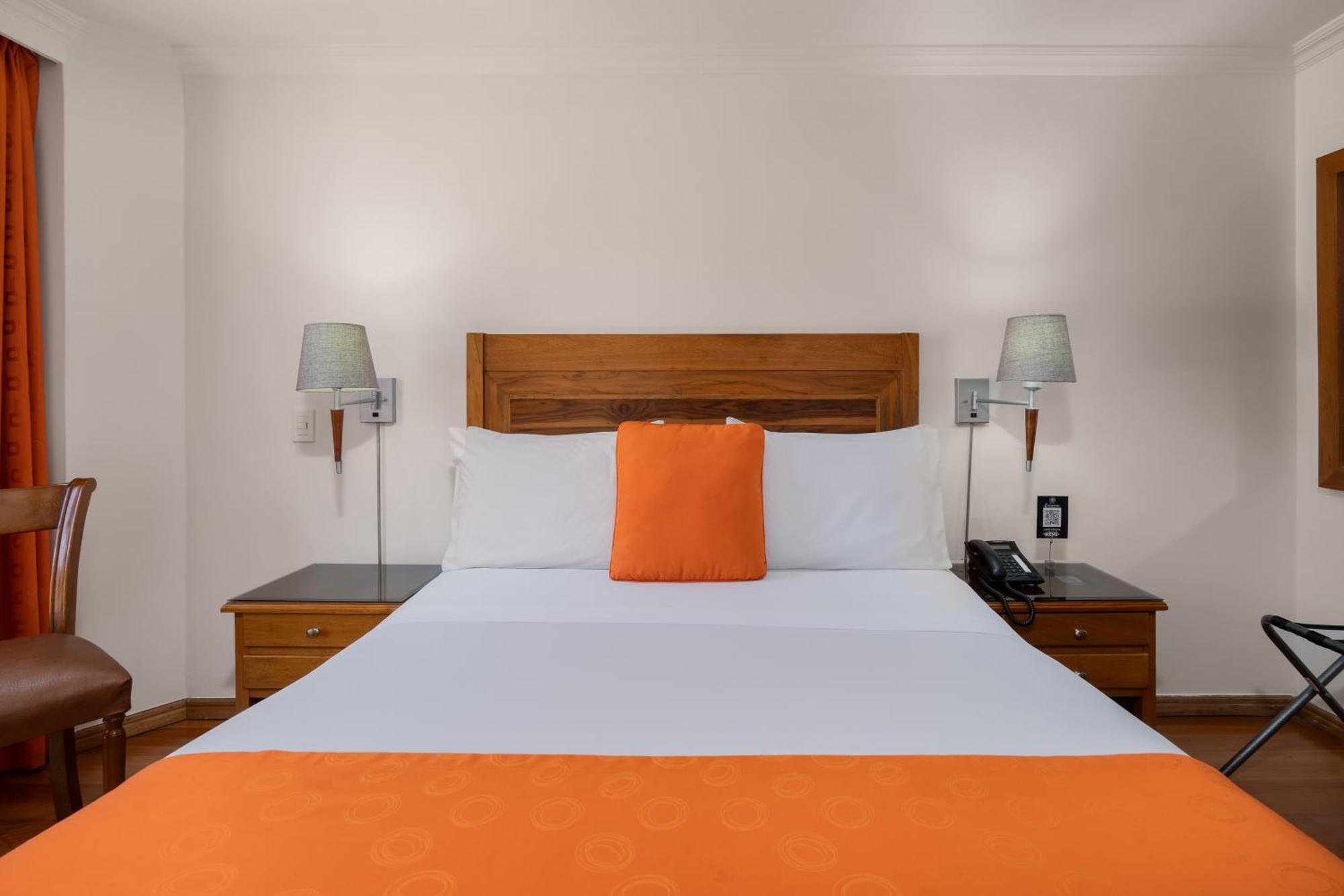 Hotel Egina Bogota Buitenkant foto