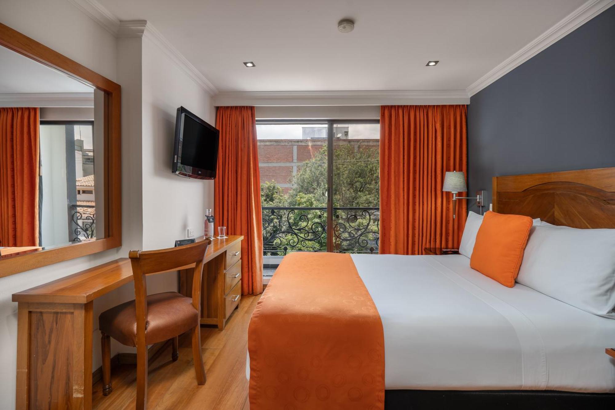 Hotel Egina Bogota Buitenkant foto